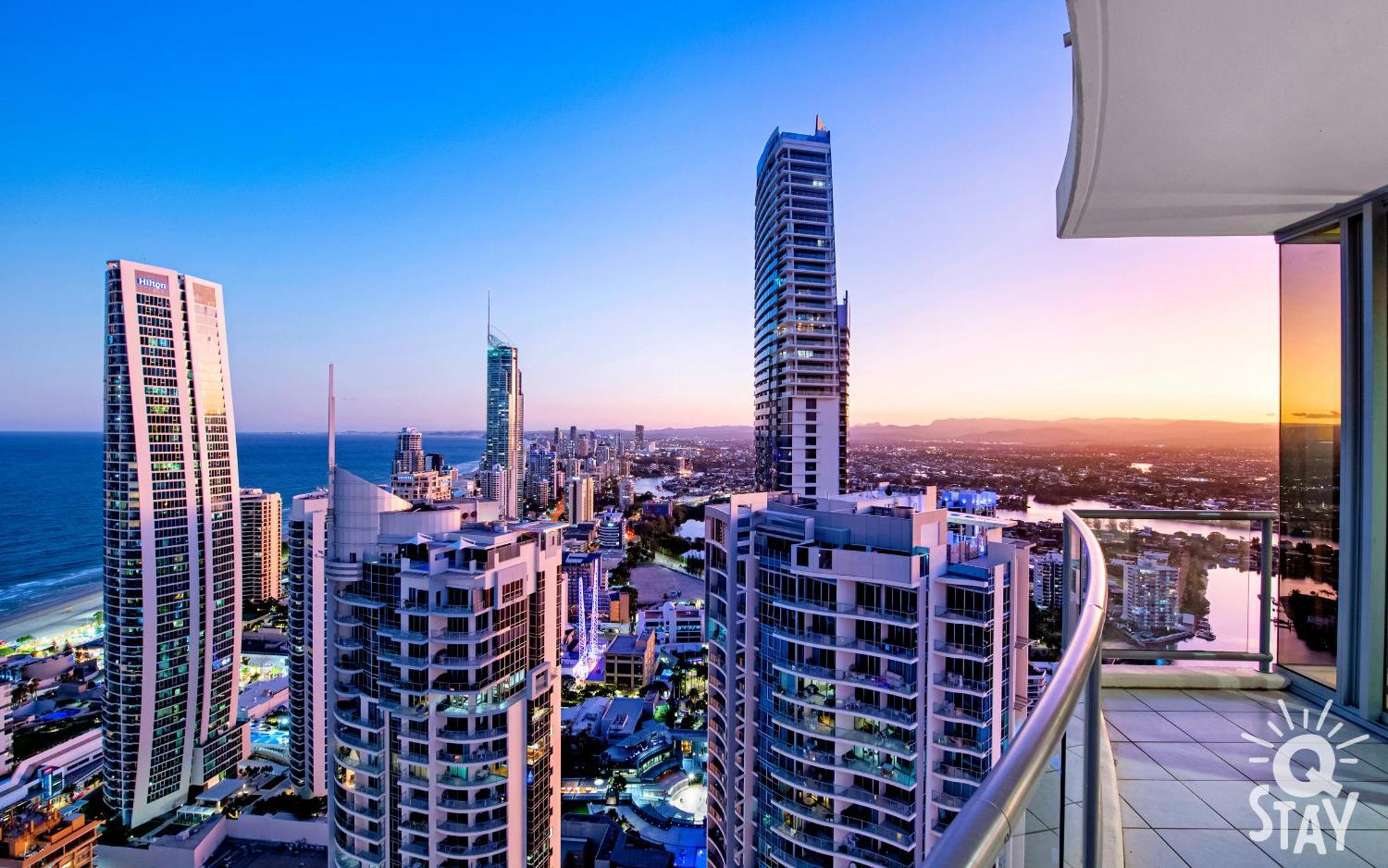 Chevron Renaissance Surfers Paradise Mid Week Madness Deal - Q Stay 黄金海岸 外观 照片
