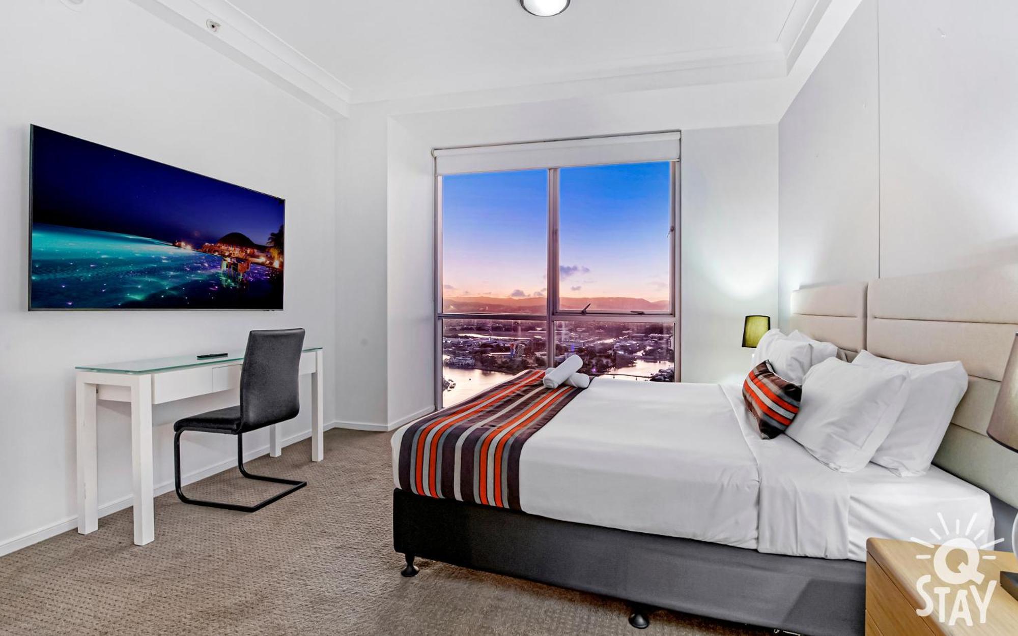 Chevron Renaissance Surfers Paradise Mid Week Madness Deal - Q Stay 黄金海岸 外观 照片