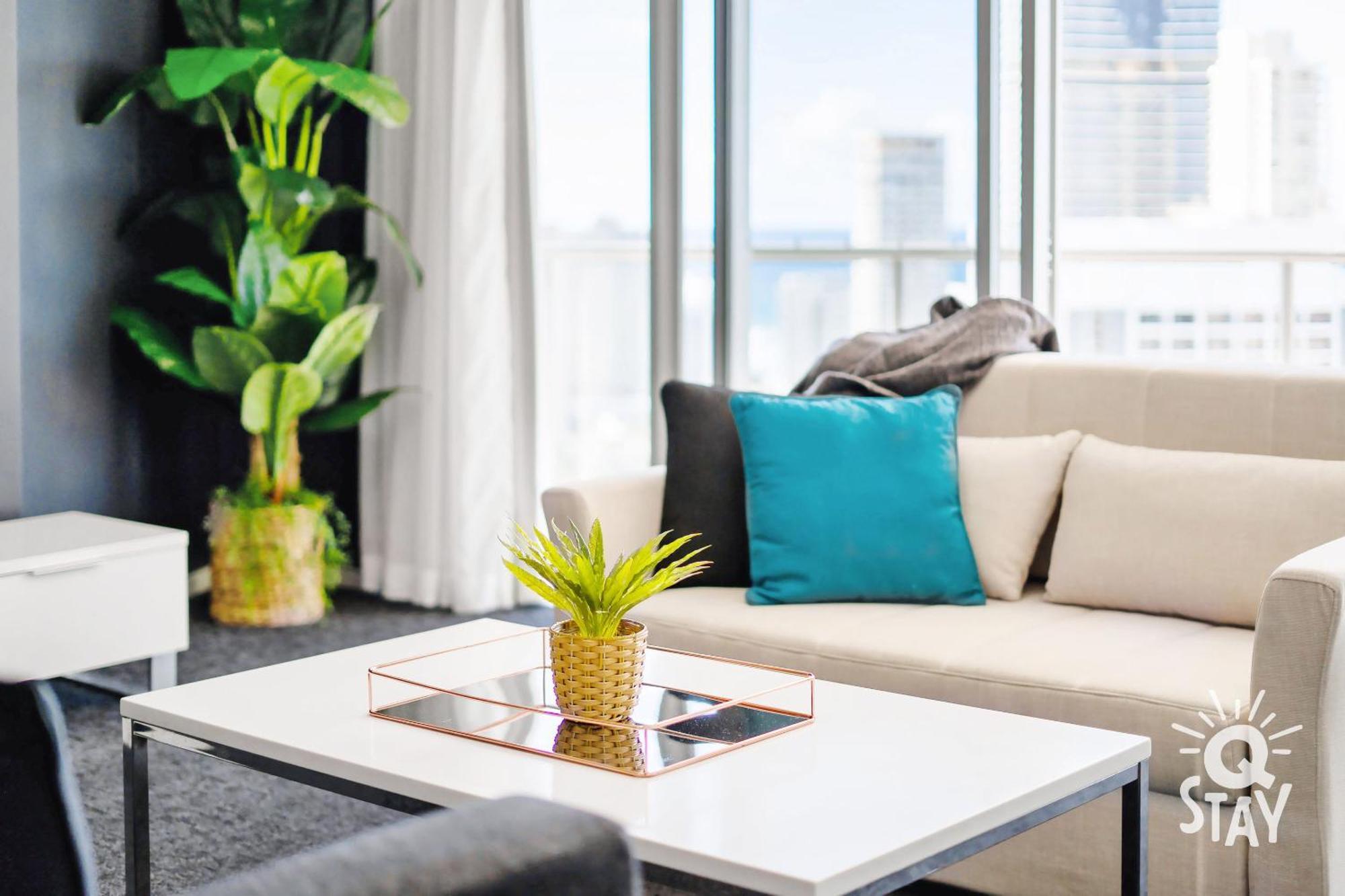 Chevron Renaissance Surfers Paradise Mid Week Madness Deal - Q Stay 黄金海岸 外观 照片