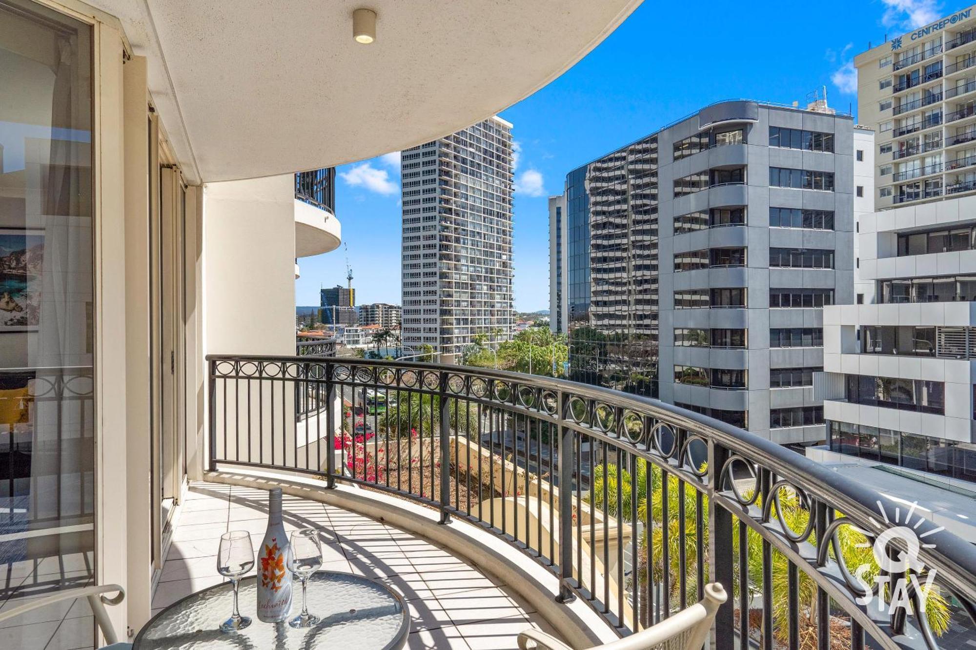 Chevron Renaissance Surfers Paradise Mid Week Madness Deal - Q Stay 黄金海岸 外观 照片