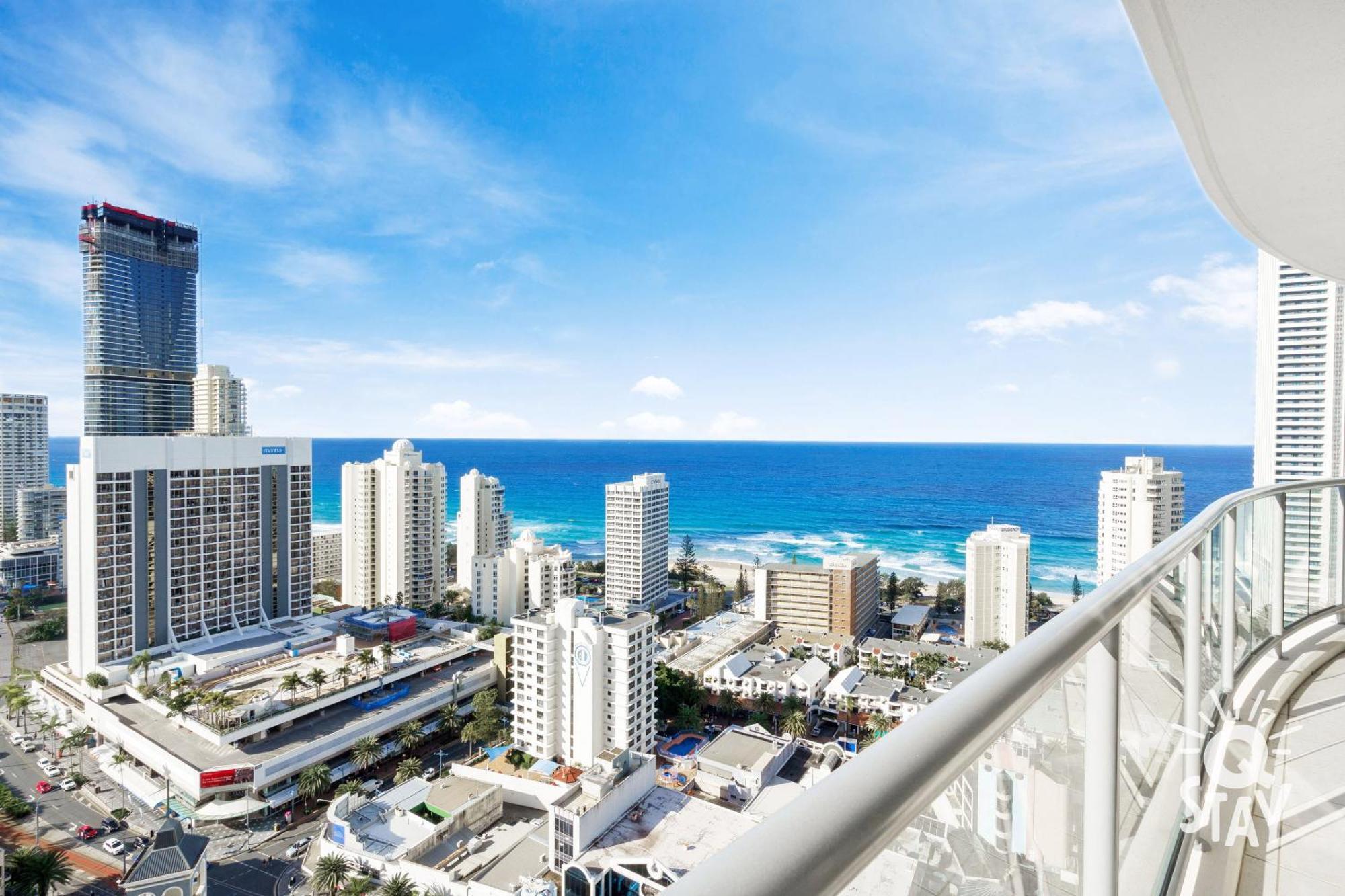 Chevron Renaissance Surfers Paradise Mid Week Madness Deal - Q Stay 黄金海岸 外观 照片