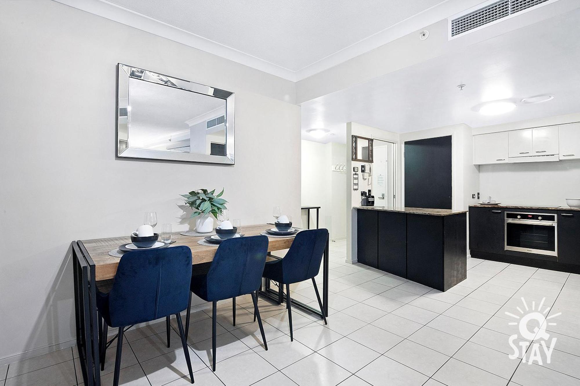 Chevron Renaissance Surfers Paradise Mid Week Madness Deal - Q Stay 黄金海岸 外观 照片