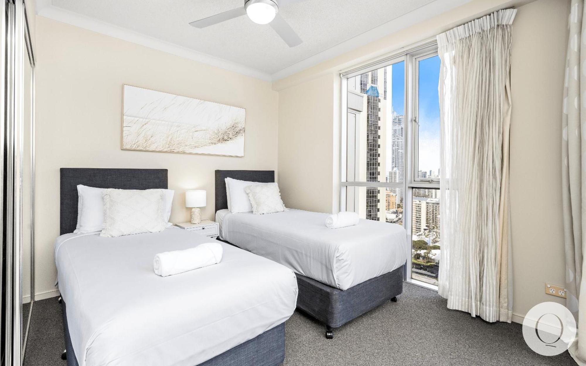 Chevron Renaissance Surfers Paradise Mid Week Madness Deal - Q Stay 黄金海岸 外观 照片