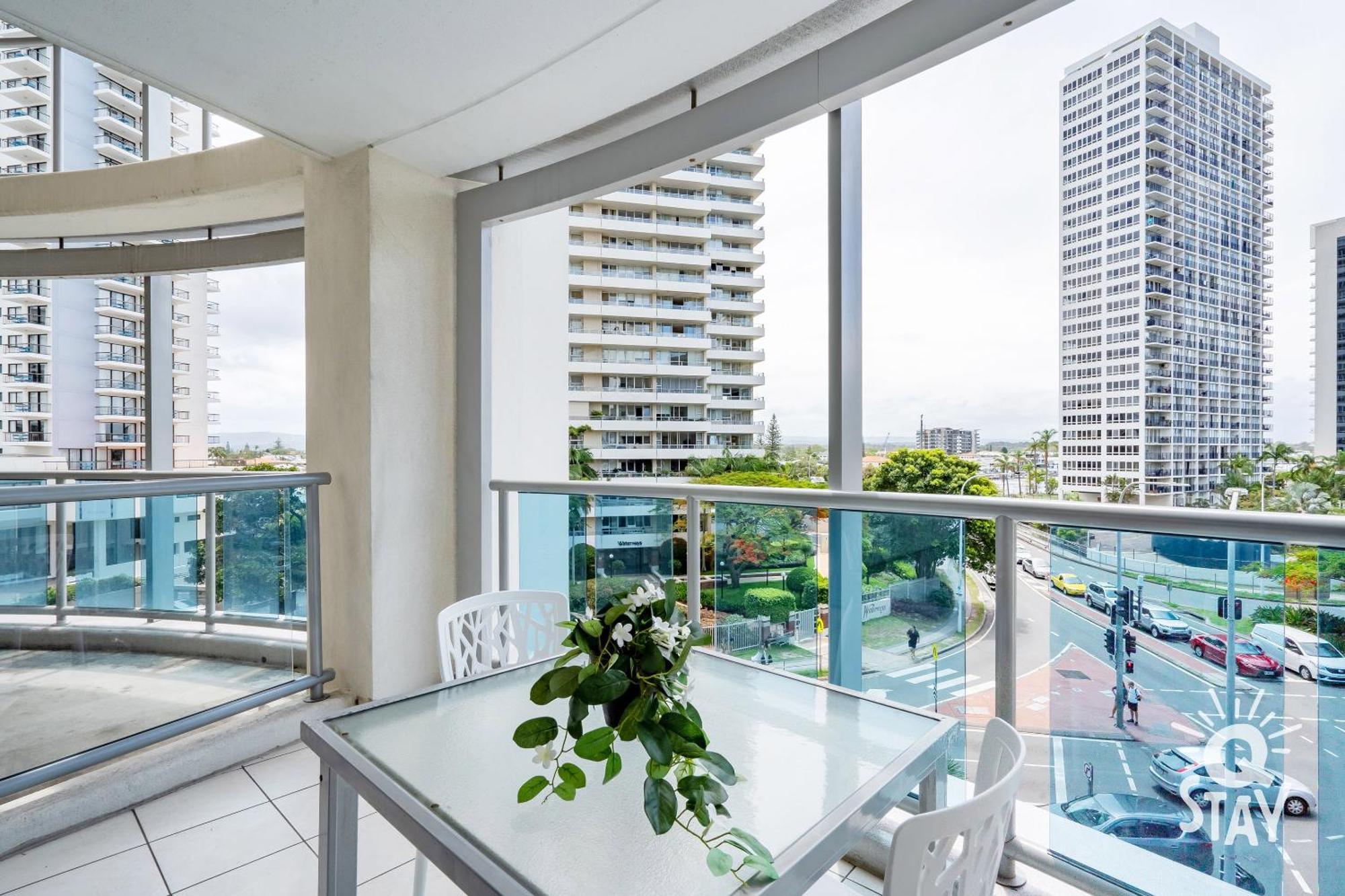 Chevron Renaissance Surfers Paradise Mid Week Madness Deal - Q Stay 黄金海岸 外观 照片