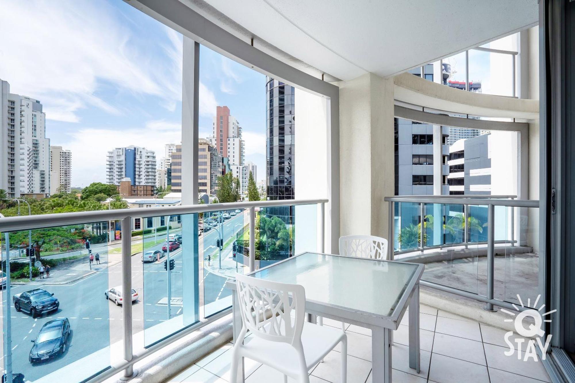 Chevron Renaissance Surfers Paradise Mid Week Madness Deal - Q Stay 黄金海岸 外观 照片